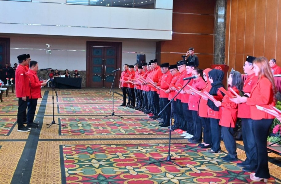 Zukri Misran Kembali Pimpin DPD PDI Perjuangan Riau, Konferda di Labersa Kukuhkan Kepengurusan Hingga 2030