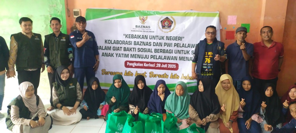 Puluhan Anak Panti Asuhan Terima Baksos dari PWI dan Baznas Pelalawan