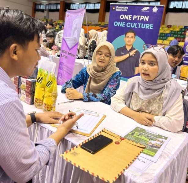 Riau Job Fair 2025: PTPN IV Regional III Jadi Magnet Pencari Kerja Muda