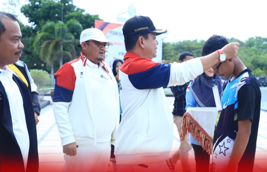 Buka POPDA Rohul Perdana, Wabup Semangati Atlet