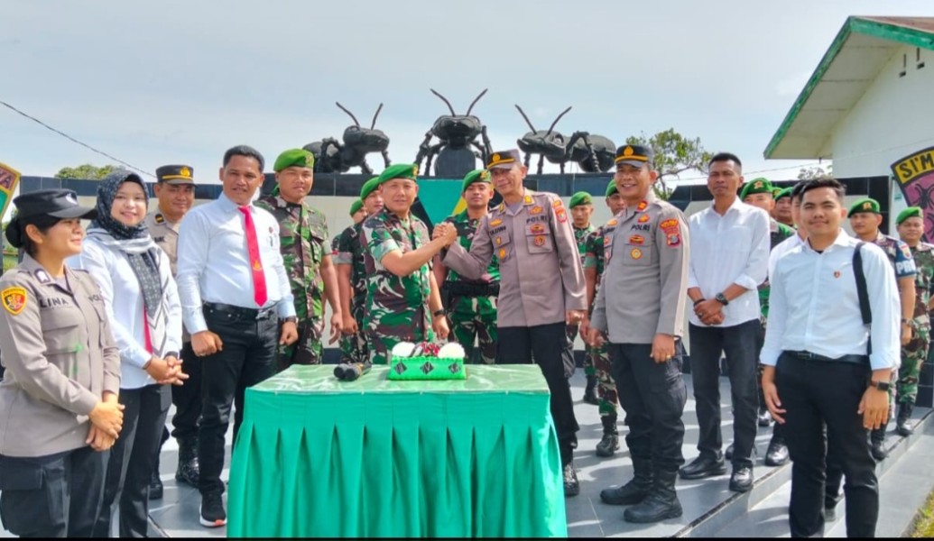Polres Dairi Beri Kejutan Spesial untuk TNI di Hari Ulang Tahun ke-80