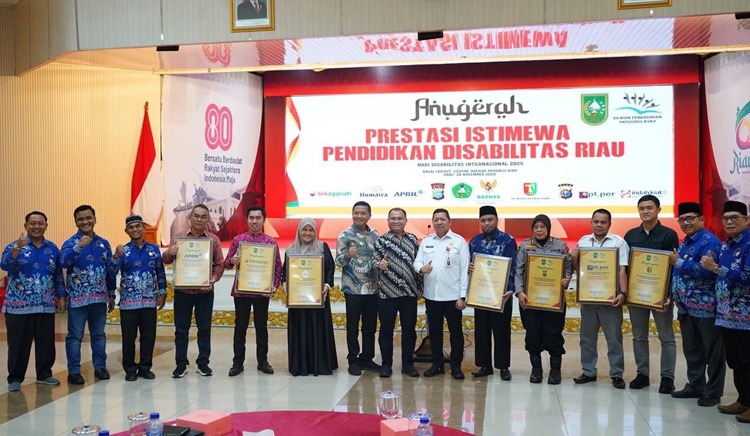 109 Siswa Disabilitas Riau Terima Anugerah Prestasi Istimewa, Pemprov Tegaskan Komitmen Inklusif