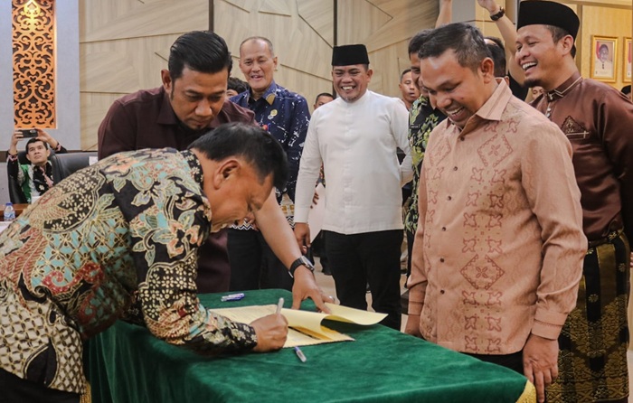 Bupati Asmar Keluhkan Kondisi Infrastruktur di Meranti Yang Menghambat Peningkatan Ekonomi Masyarakat