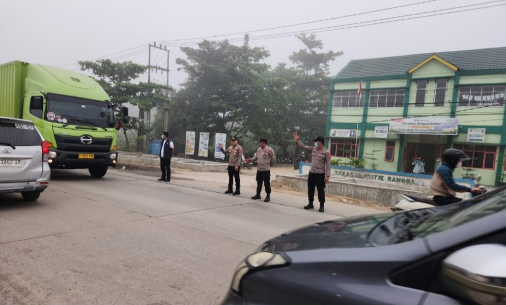 Polres Pelalawan Sapa Warga, Strong Point Pagi Jaga Keamanan Jalan