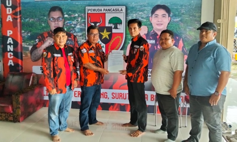 Pemuda Pancasila Rohul Serahkan SK Karateker PAC Ujung Batu, Tekankan Peran Pemuda Lawan Narkoba dan Judi Online