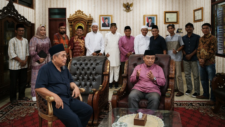 LAMR Prihatin Dugaan Kriminalisasi Rida K. Liamsi dan Puluhan Eks Karyawan Riaupos Group
