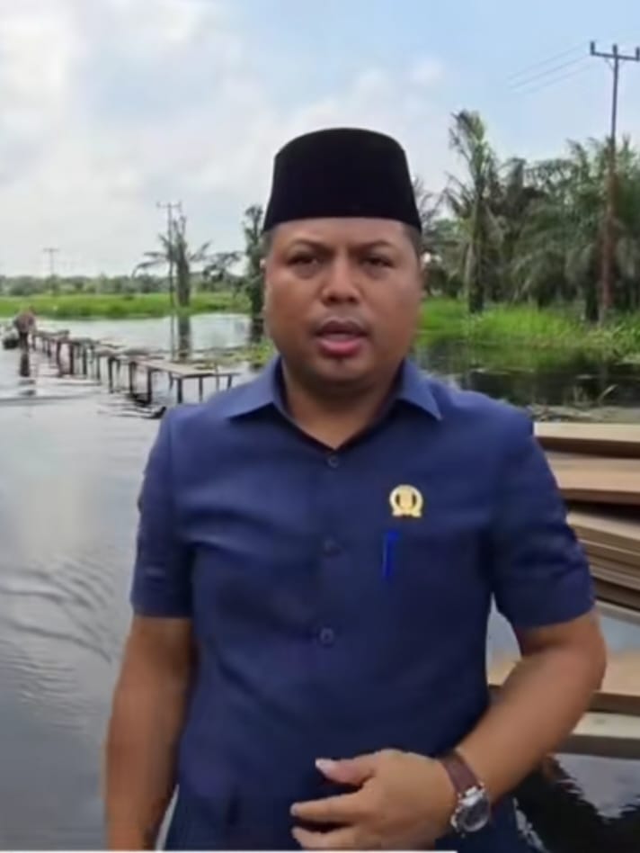 Anggota DPRD Pelalawan Asnol Mubarack Tagih Janji PT RAPP dan PUPR