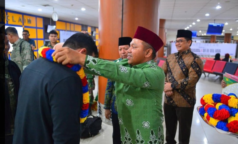 Kafilah Riau Disambut Hangat Gubernur Usai Torehkan Prestasi di STQH Nasional 2025