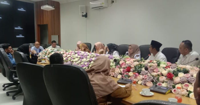 Komisi II DPRD Kampar Dengar Keluhan Honorer Yang tidak Lolos PPPK
