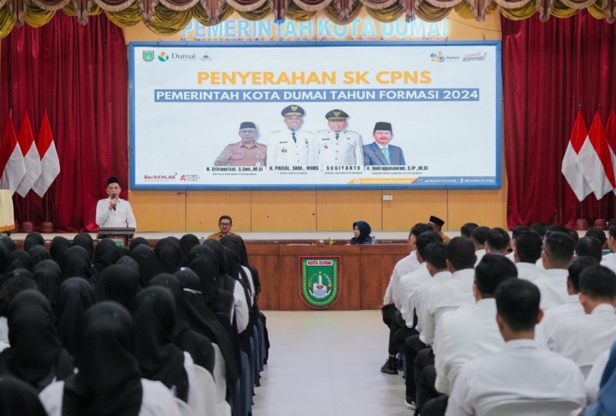 Walikota Dumai Lantik dan Serahkan SK 266 CPNS, Ditengah Efisiensi Diharapkan Totalitas Kerja
