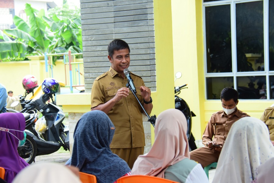 Operasi Pasar Murah Digelar di Bangkinang, Bupati Kampar Jaga Daya Beli Warga