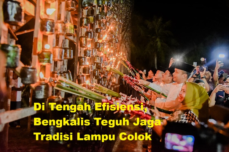 Di Tengah Efisiensi, Bengkalis Teguh Jaga Tradisi Lampu Colok