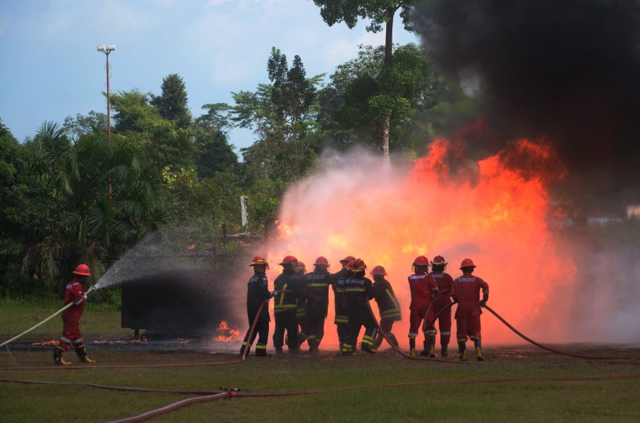 PT BSP Gelar Fire Fighting Competition Peringati Bulan K3 2026