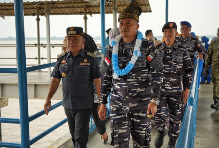 Bupati Asmar Sambut Danlanal Dumai, Perkuat Sinergi Pengamanan Laut Meranti