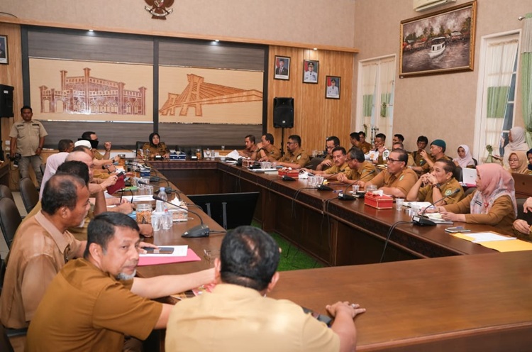 Hadapi Defisit, Bupati Siak Instruksikan OPD dan Camat Genjot PAD