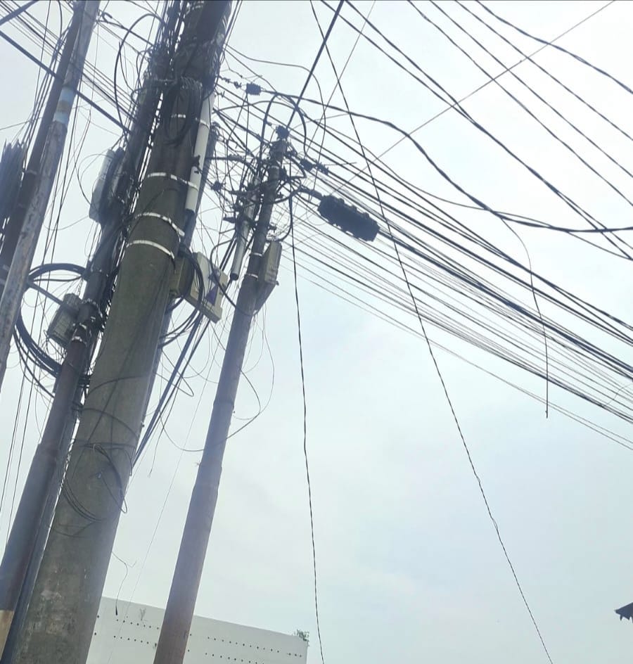 Ini Tanggapan Manager PLN ULP Terkait Provider Internet Mencantol Kabelnya ke Tiang PLN