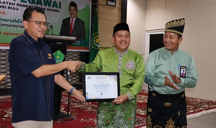 Dua Penghargaan DJPb untuk Kemenag Riau, Bukti Pengelolaan Keuangan Makin Akuntabel