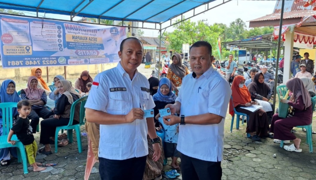 Disdukcapil Kampar Jemput Bola ke Desa Kuapan, Permudah Warga Urus Dokumen Kependudukan