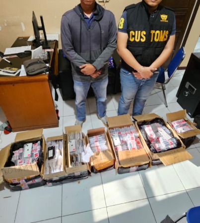 Bea Cukai Bengkalis Sita 652 iPhone Bekas Ilegal, Nilai Barang Capai 4 Miliar