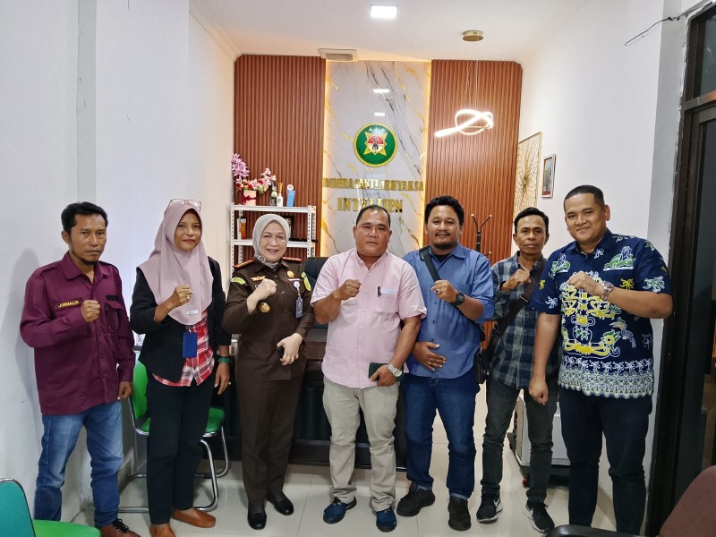 Komitmen Berantas Korupsi, Kejari Bengkalis Diganjar Penghargaan