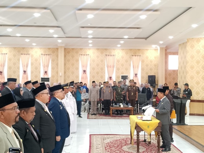 Bupati Rohil Lantik 25 Pejabat Pratama dan Administrasi, Berikut Daftarnya