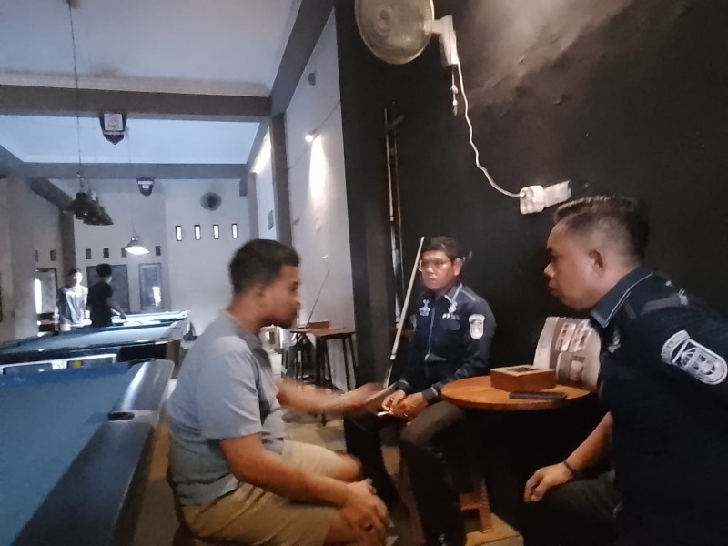 Respon Pengaduan POBSI, Satpol PP Pelalawan Razia Tempat Billiar Tidak Berizin