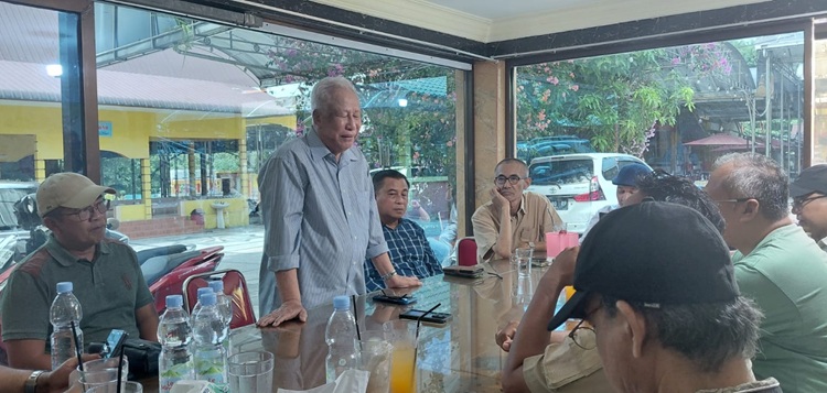 Rida K Liamsi : Kenapa Seperti ini Jalan Akhir Hidup Kami?